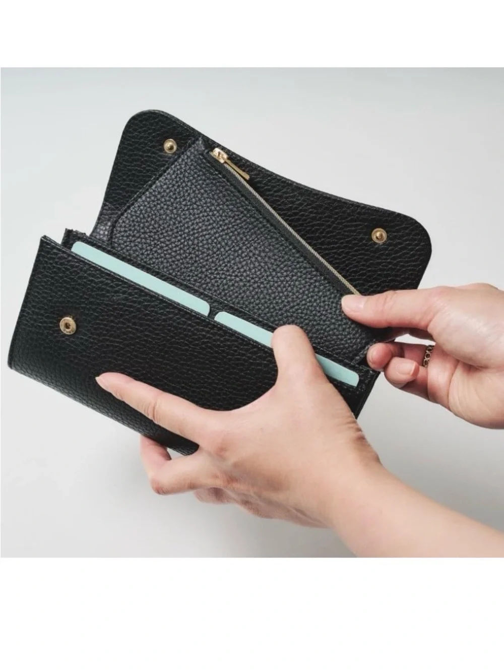 YOUNG OLSEN The DRYGOODS STORE WOMEN UNISEX BLACK WALLET -AUTHENTIC NEW-